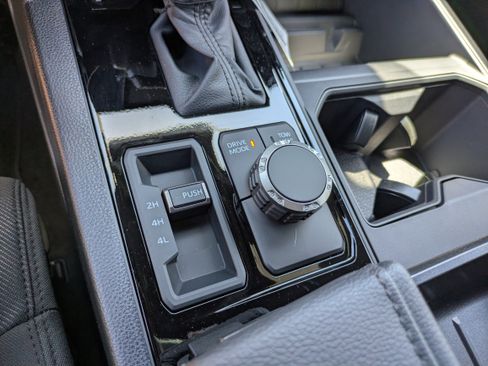 New 2026 Toyota Tundra SR5 AWD/4WD image 19