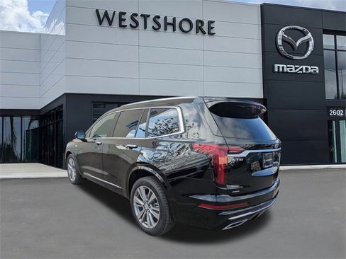 Used 2025 Cadillac XT6 Premium Luxury image 5