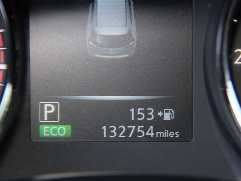 Used 2017 Nissan Rogue SV AWD/4WD image 24