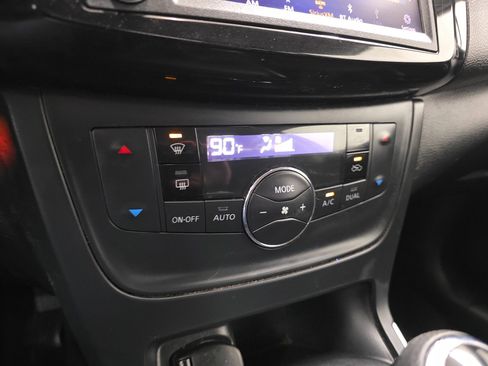 Used 2019 Nissan Sentra SV image 58