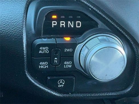 Used 2025 RAM 1500 Laramie image 25