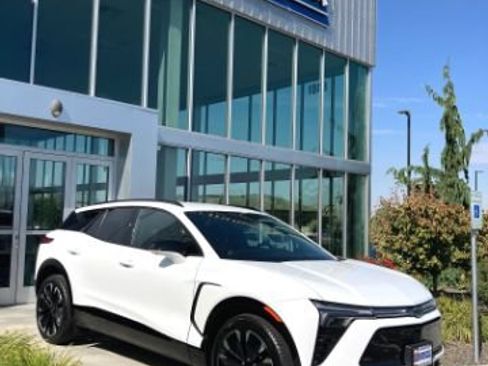 Used 2024 Chevrolet Blazer EV RS AWD/4WD image 57