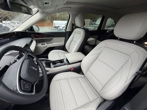 New 2026 Lincoln Nautilus Reserve w/ Jet Appearance Package image 14