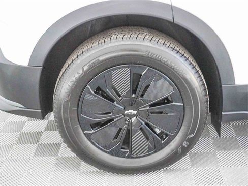 New 2026 Chevrolet Blazer EV LT image 10