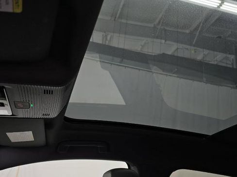 Used 2022 Volkswagen ID.4 Pro S image 14