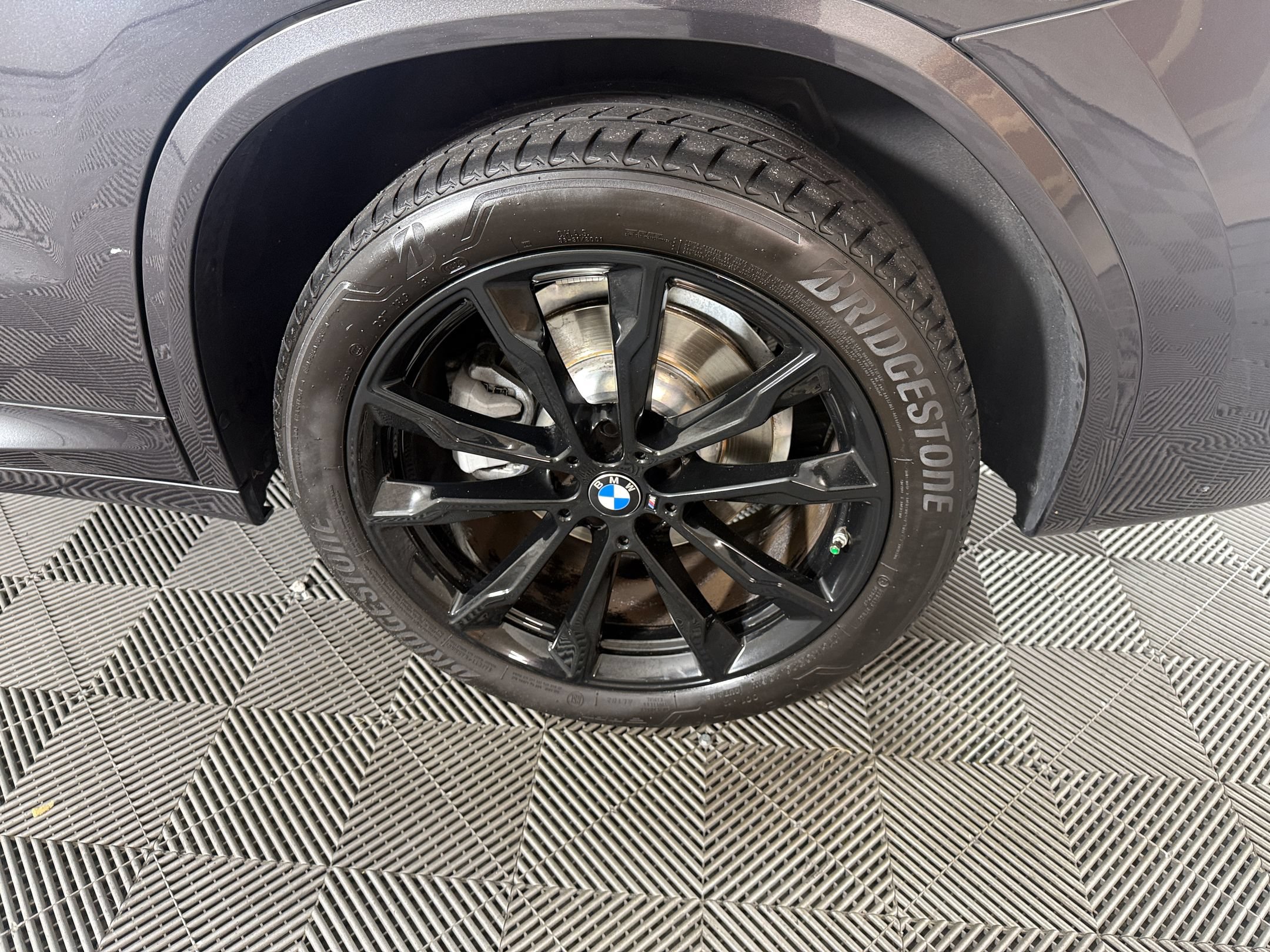 Used 2024 BMW X3 sDrive30i w/ M Sport Package RWD image 12