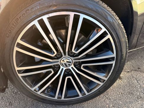 Used 2015 Volkswagen Eos Final Edition image 51