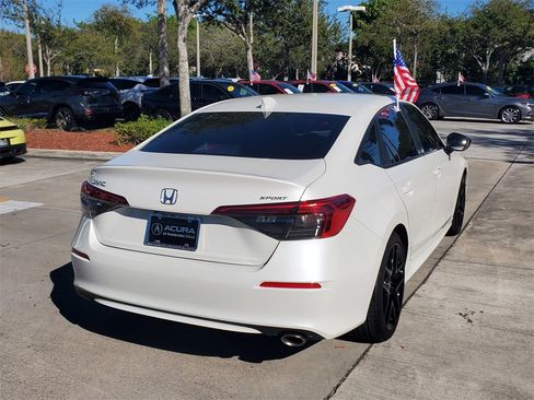 Used 2024 Honda Civic Sport image 7