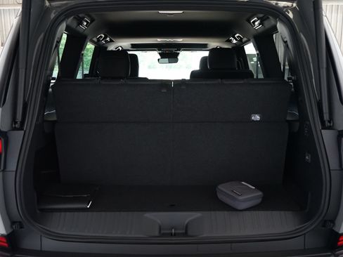 Used 2026 Lexus GX 550 w/ Cold Area Package AWD/4WD image 23