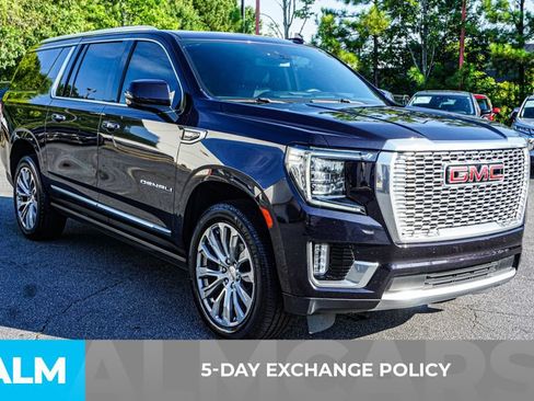 Used 2023 GMC Yukon XL Denali RWD image 3