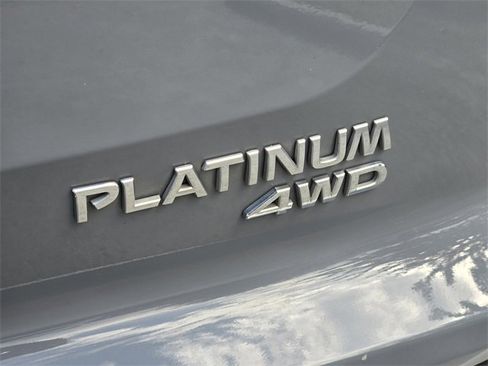 Used 2023 Nissan Pathfinder Platinum w/ Cargo Package image 12