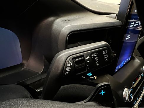 Used 2020 Ford Explorer ST w/ ST Street Pack image 21