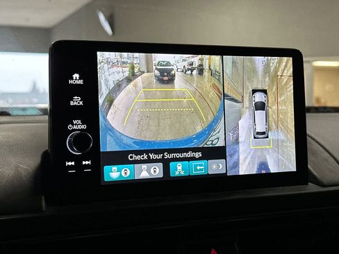 Used 2024 Honda Pilot TrailSport image 22