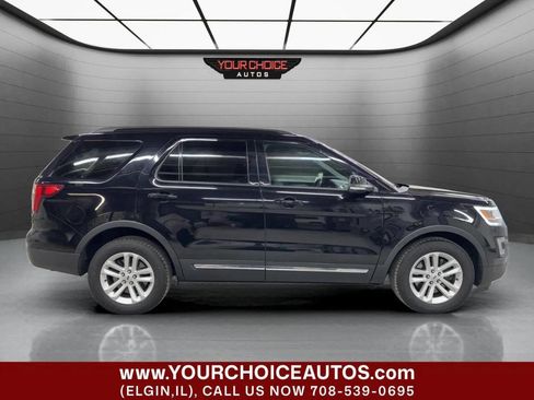 Used 2017 Ford Explorer XLT image 6
