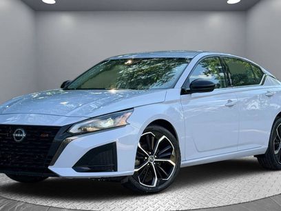 Used 2023 Nissan Altima 2.5 SR