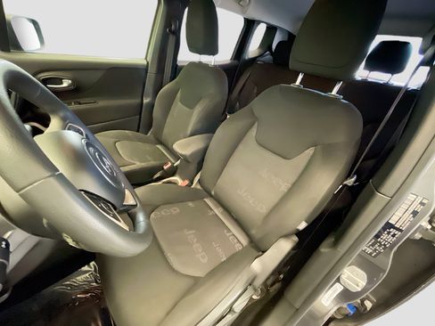 Used 2016 Jeep Renegade Sport w/ Power & Air Group image 13