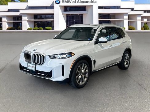 Used 2026 BMW X5 xDrive50e w/ Executive Package AWD/4WD image 1