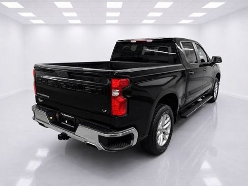 Used 2019 Chevrolet Silverado 1500 LT w/ Convenience Package AWD/4WD image 11