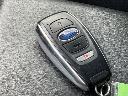Certified 2025 Subaru Forester Premium AWD/4WD image 31