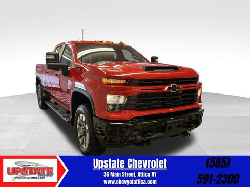 Used 2024 Chevrolet Silverado 2500 Custom w/ Custom Value Package image 1