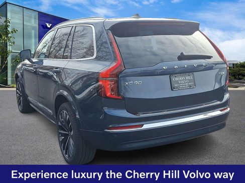 New 2026 Volvo XC90 T8 Plus w/ Protection Package Premier AWD/4WD image 3