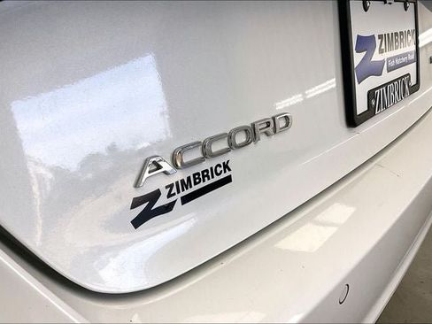 Certified 2024 Honda Accord EX-L image 9