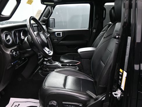 Used 2023 Jeep Wrangler Unlimited Sahara w/ Cold Weather Group AWD/4WD image 10