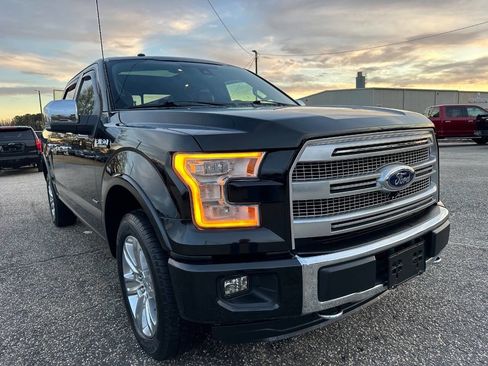 Used 2016 Ford F150 Platinum w/ Equipment Group 701A Luxury image 8