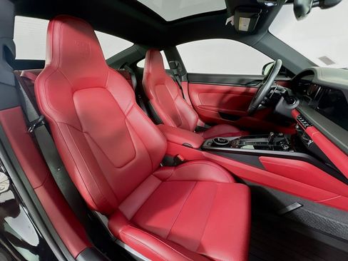 Certified 2024 Porsche 911 Carrera GTS image 29