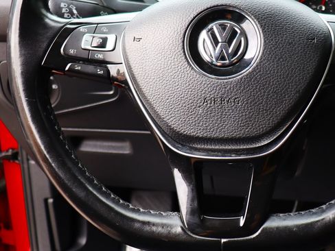 Used 2018 Volkswagen Tiguan SEL w/ 3rd Row Seat Package AWD/4WD image 59