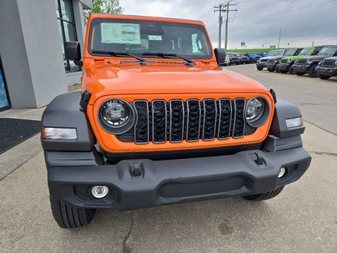New 2026 Jeep Wrangler Unlimited Sport AWD/4WD image 15