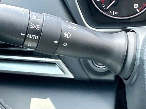 Certified 2025 Subaru Outback Limited AWD/4WD image 15