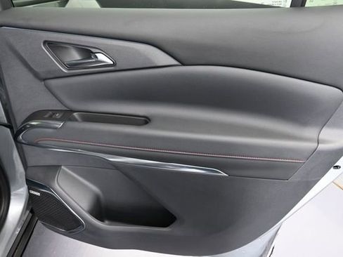 Used 2024 Chevrolet Traverse RS w/ LPO, Floor Liner Package AWD/4WD image 35