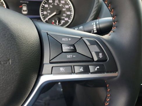 Used 2025 Nissan Sentra SR image 21