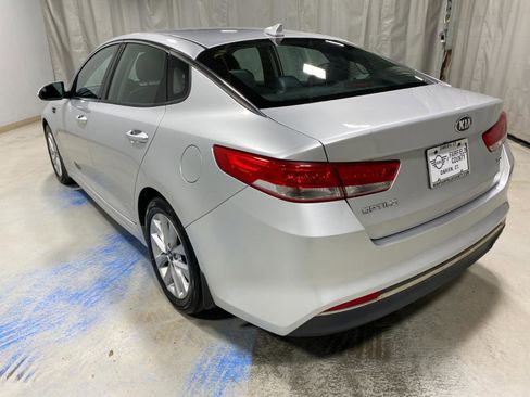 Used 2016 Kia Optima EX image 7