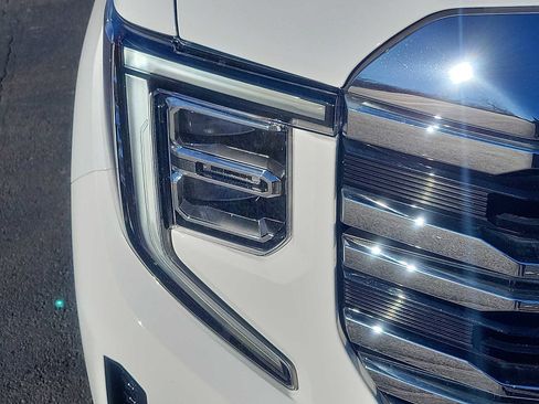 Certified 2023 GMC Sierra 1500 SLT w/ SLT Premium Plus Package image 9