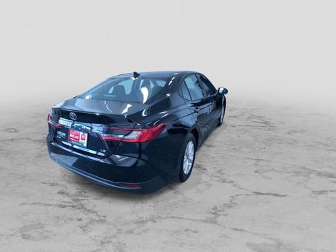 Certified 2025 Toyota Camry LE image 10