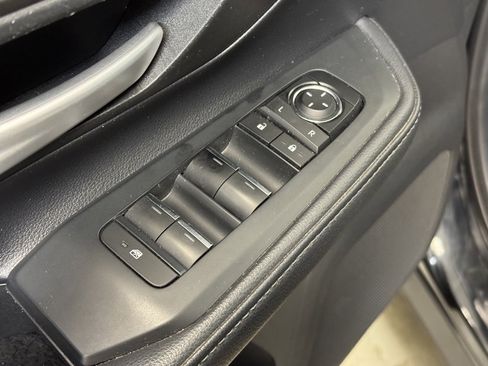 Used 2024 Toyota Grand Highlander XLE image 9