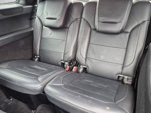 Used 2018 Mercedes-Benz GLS 450 4MATIC image 19