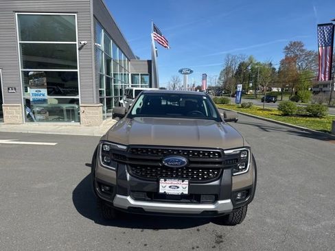 Used 2025 Ford Ranger Lariat w/ Advanced Towing Package AWD/4WD image 3