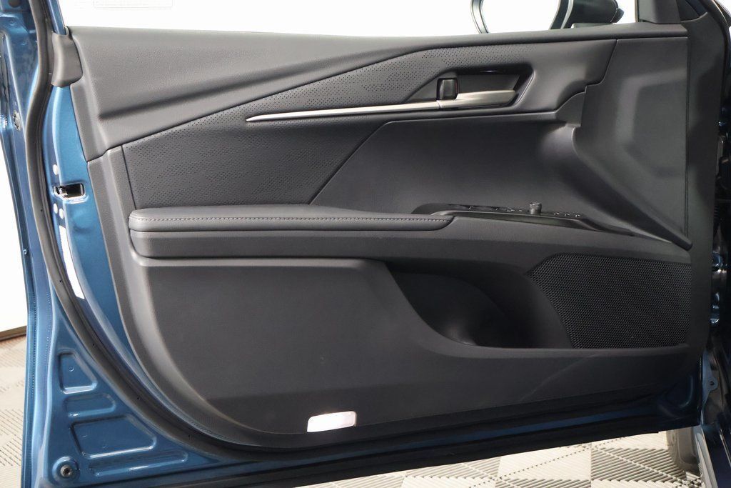 Used 2026 Toyota Camry XSE w/ Premium Package FWD image 12