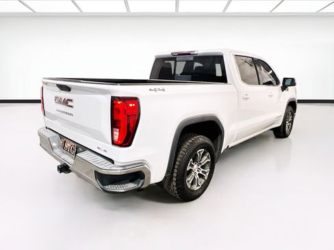 Used 2019 GMC Sierra 1500 SLE w/ SLE Value Package image 4
