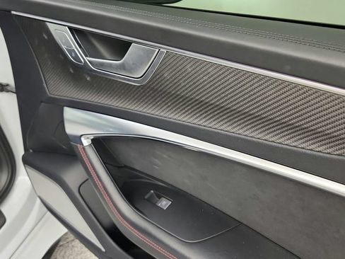 Used 2022 Audi RS 6 AWD/4WD image 26