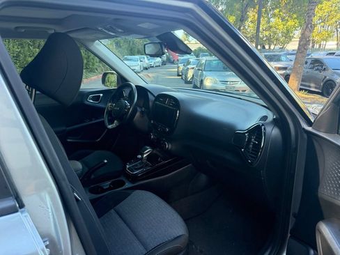 Used 2023 Kia Soul EX FWD image 13