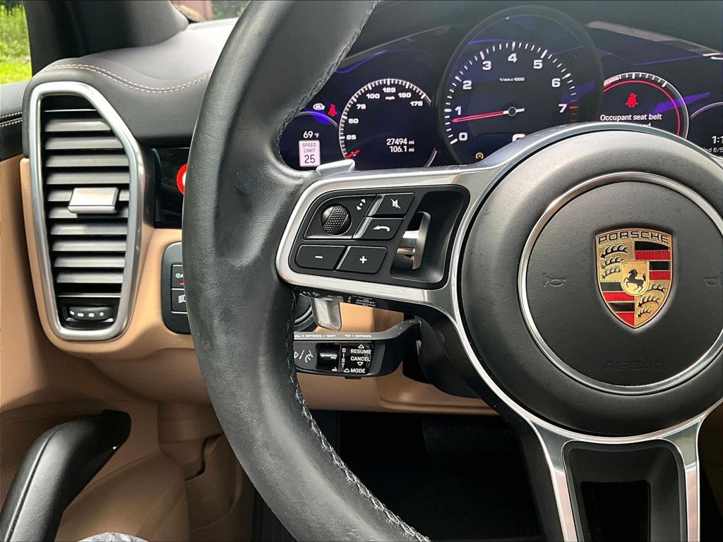 Certified 2023 Porsche Cayenne AWD/4WD image 23