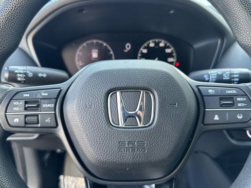 Used 2023 Honda HR-V LX image 19