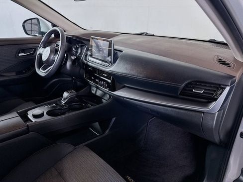 Used 2021 Nissan Rogue SV AWD/4WD image 23