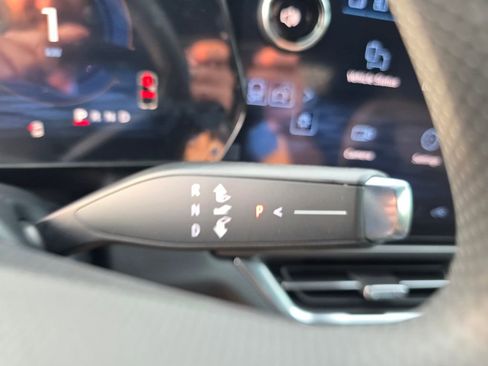 New 2026 Chevrolet Equinox EV LT image 16