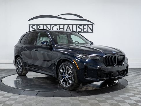 New 2026 BMW X5 xDrive50e w/ M Sport Package image 3