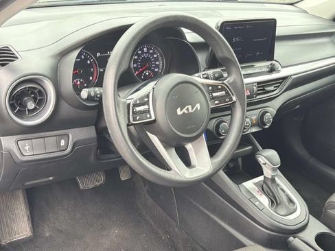 Used 2024 Kia Forte LXS FWD image 18
